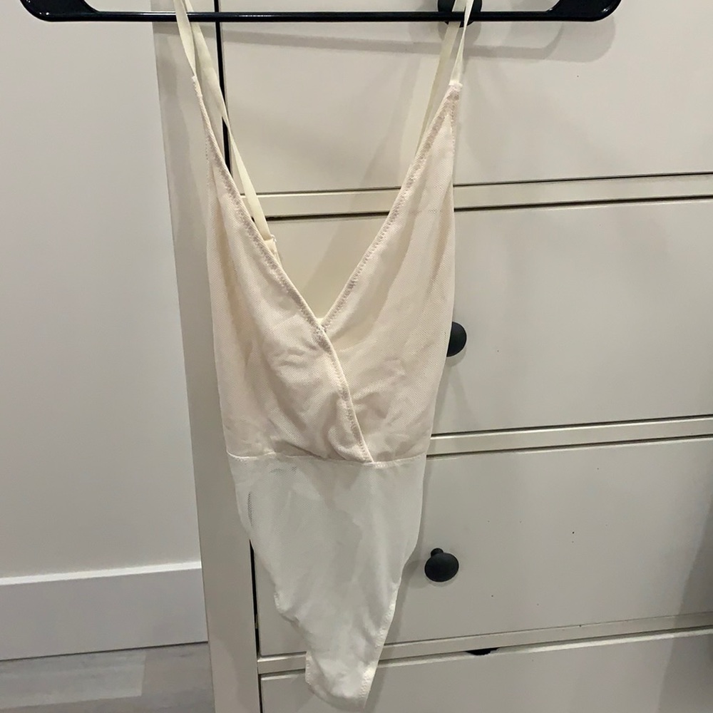 nice and white bodysuit